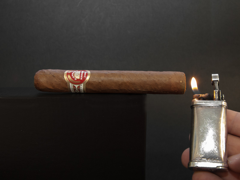 Zigarren News Blog|Weiche Flamme vs. Jetflamme - ein Unterschied im Geschmack?